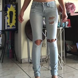 AEO super stretch, low rise, skinny jeans